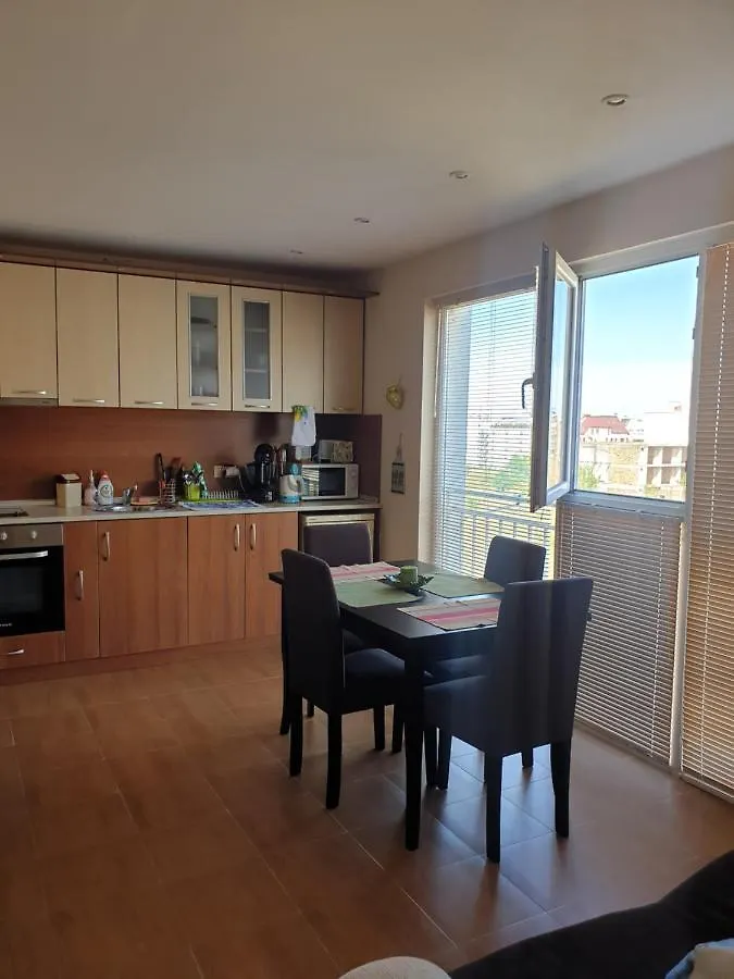 Апартамент В Приморско Apartment Primorsko